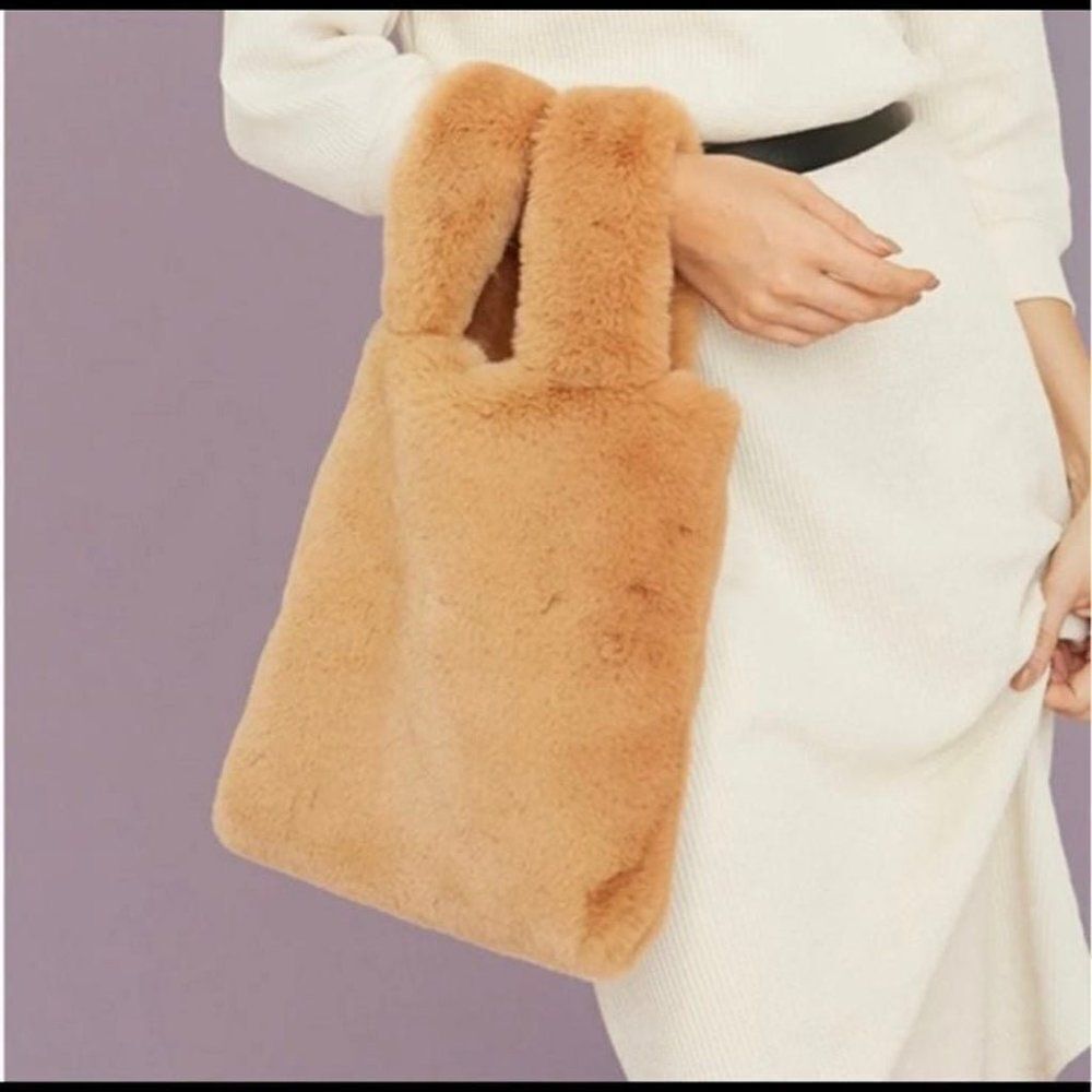 Nwt unhide‎ faux leather tote/bag